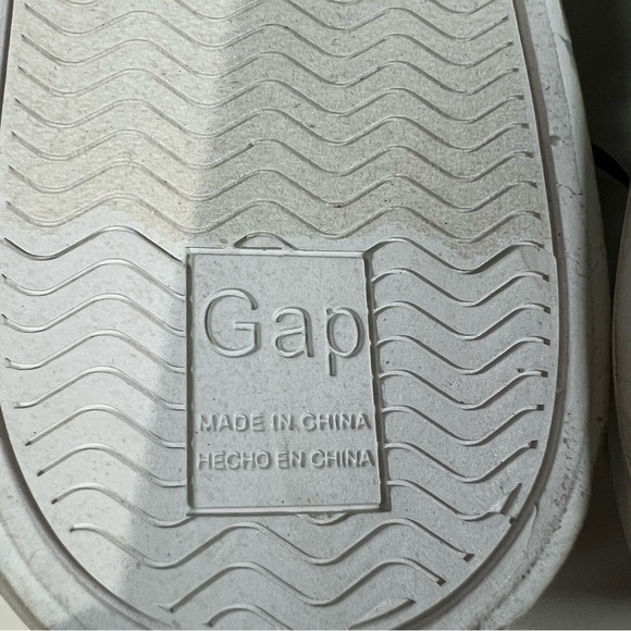 NWT GAP Metallic Slide On Shoes size 8 - Picture 8 of 8